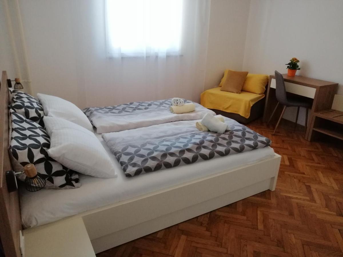 Apartmani Darko 罗维尼 外观 照片