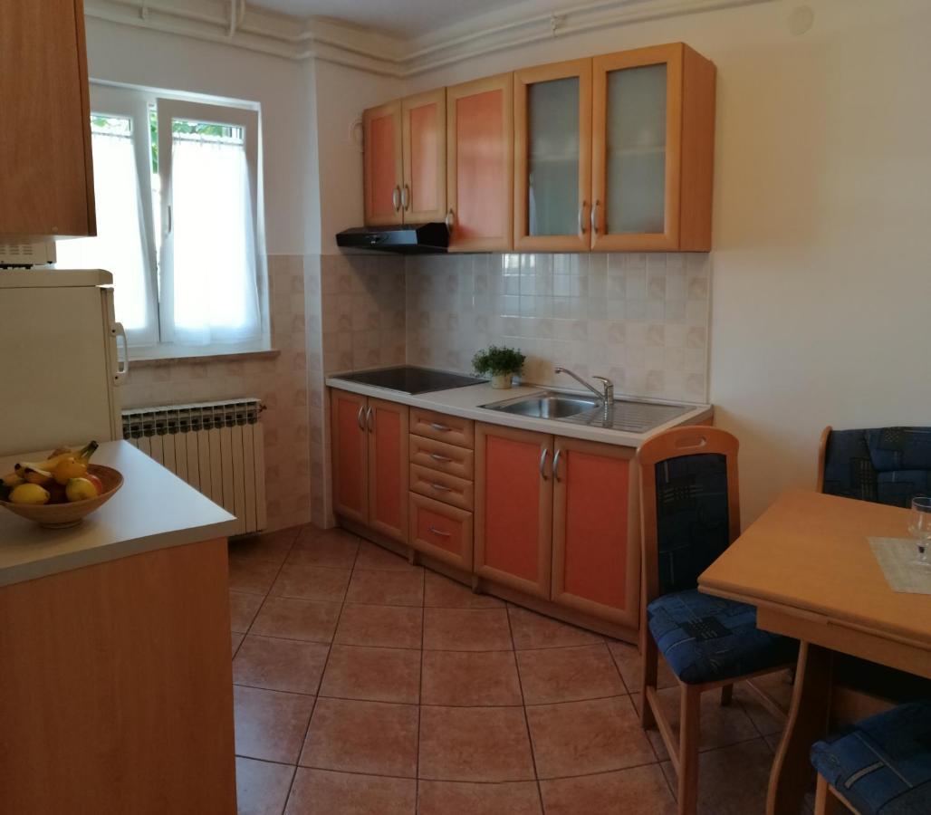 Apartmani Darko 罗维尼 外观 照片