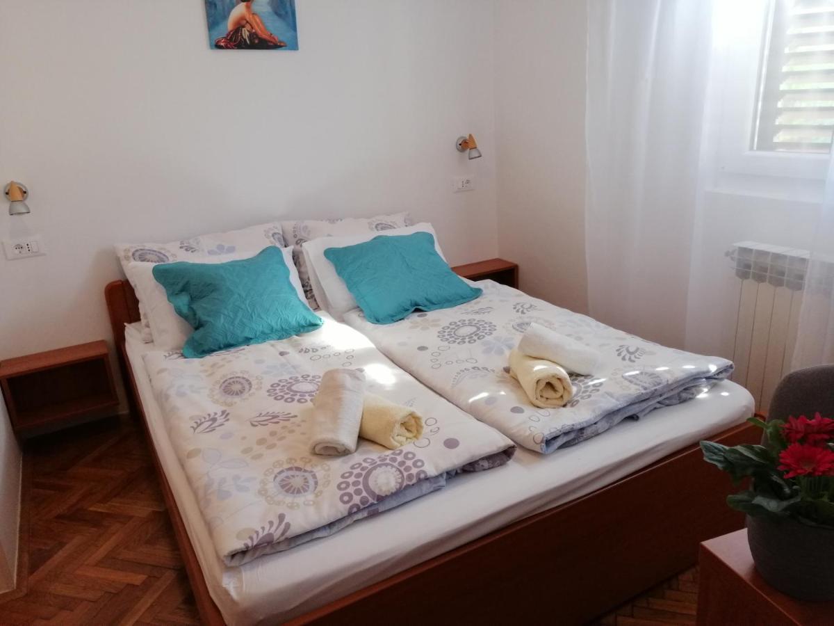 Apartmani Darko 罗维尼 外观 照片