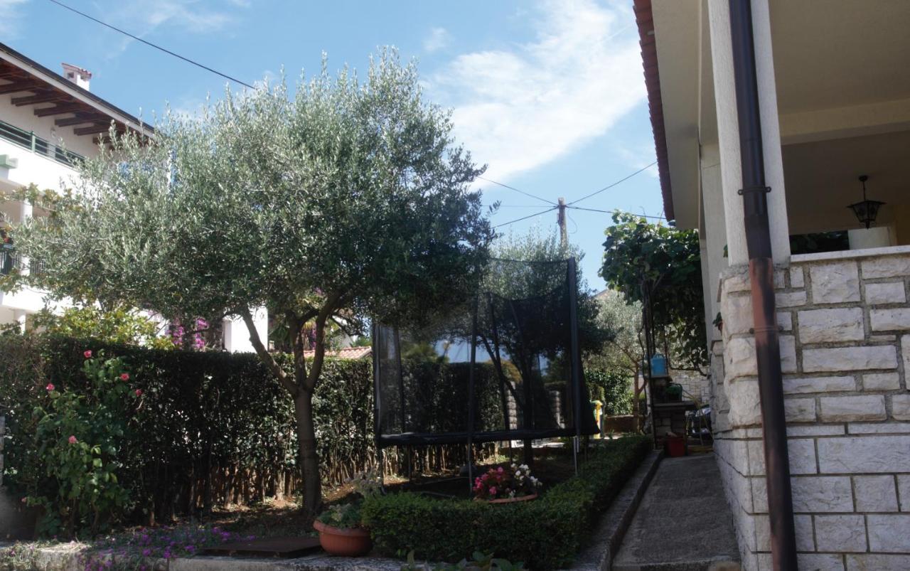 Apartmani Darko 罗维尼 外观 照片
